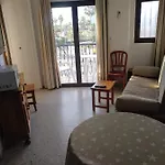 Parchis Con Piscina Apartament *