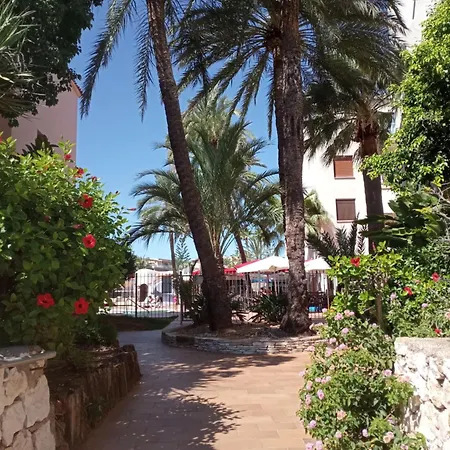 Parchis Con Piscina 德尼亚