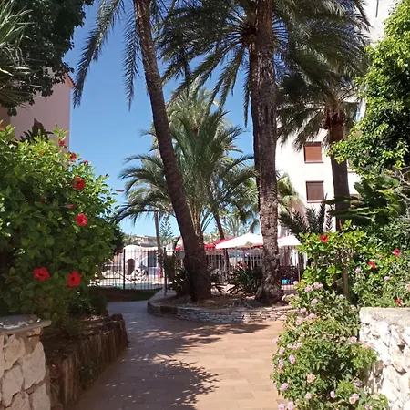 Parchís Con Piscina Dénia
