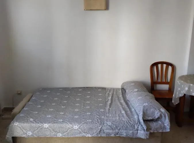 Parchis Con Piscina * 德尼亚