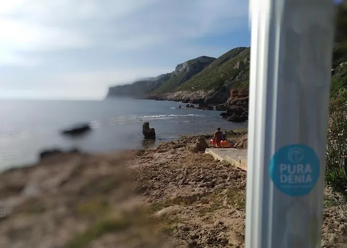 Parchis Con Piscina * 德尼亚