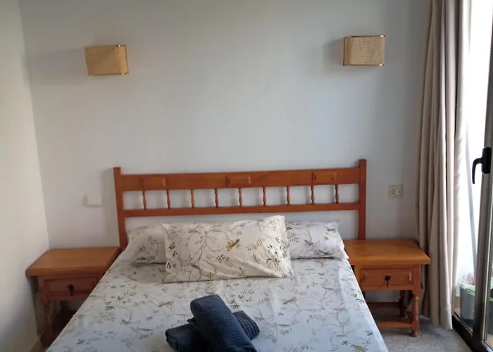 Parchis Con Piscina * 德尼亚