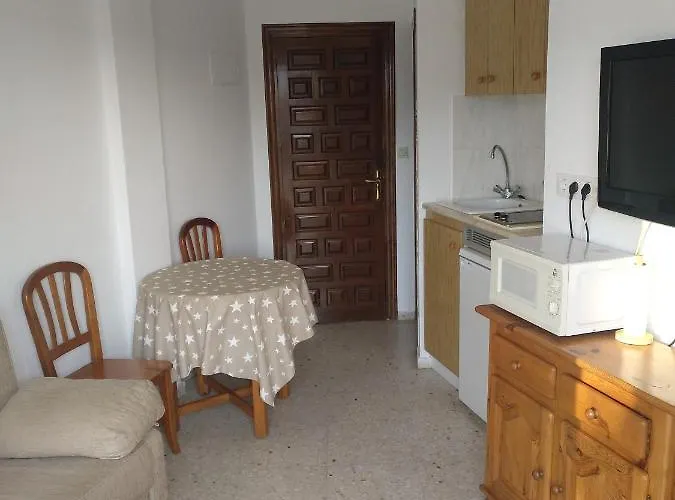 Parchis Con Piscina Διαμέρισμα *